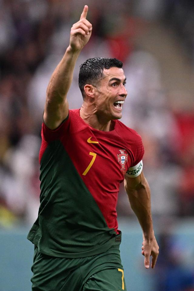 记者：阿森纳将在1月联系尤文图斯，探讨引进伊尔迪兹可能性（阿森纳计划1月与尤文沟通，商议引进伊尔迪兹的可行性）