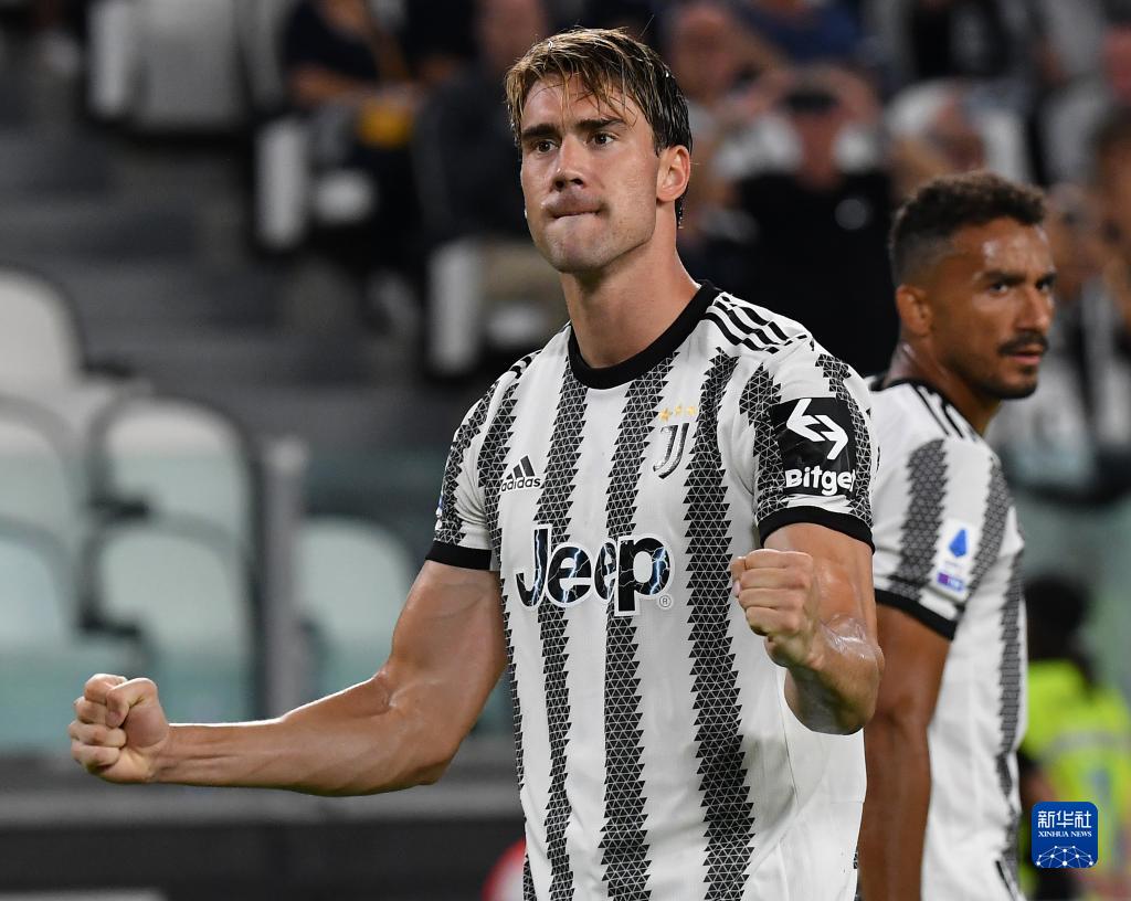 巴黎锋线全场压制（巴黎锋线统治全场）