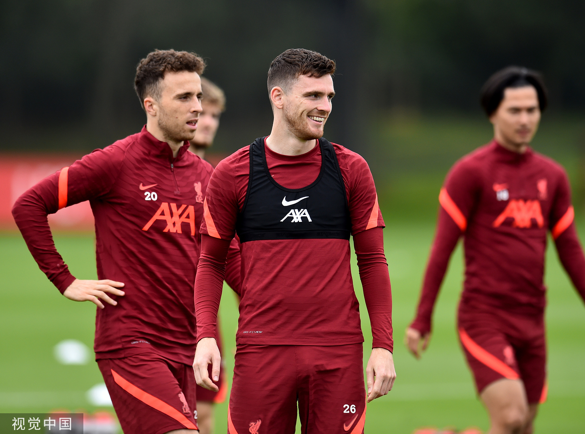 TA：非洲杯成曼联变阵契机，多名替补&小将可能迎来机会（TA：非洲杯或成曼联调整阵容良机，多名替补与小将有望获得出场机会）