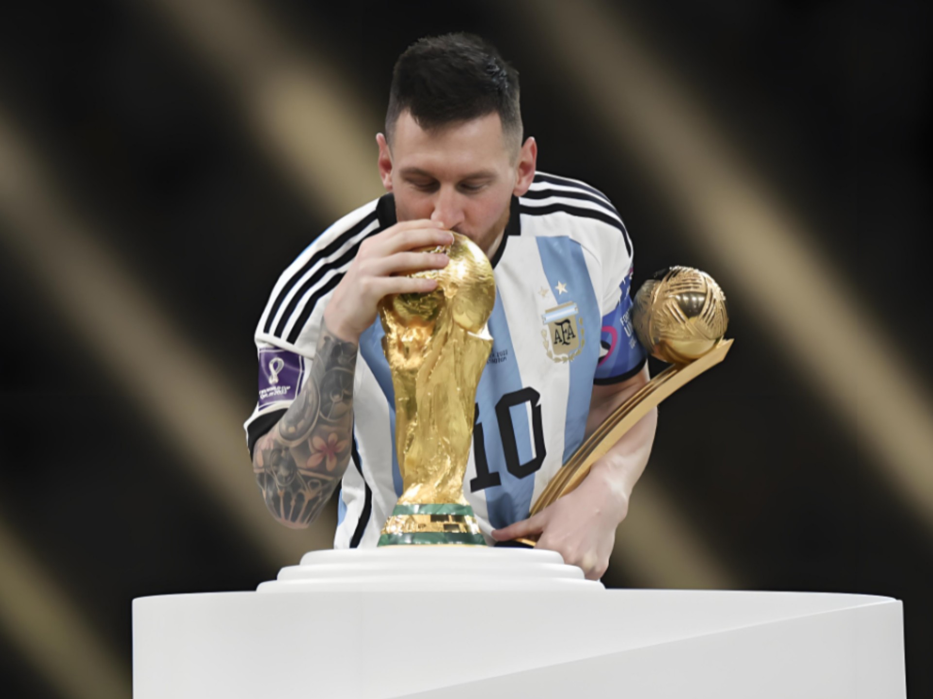 基维奥尔：我在波尔图适应得很快，很开心与贝德纳雷克共事（基维奥尔：已快速融入波尔图，很享受与贝德纳雷克搭档）