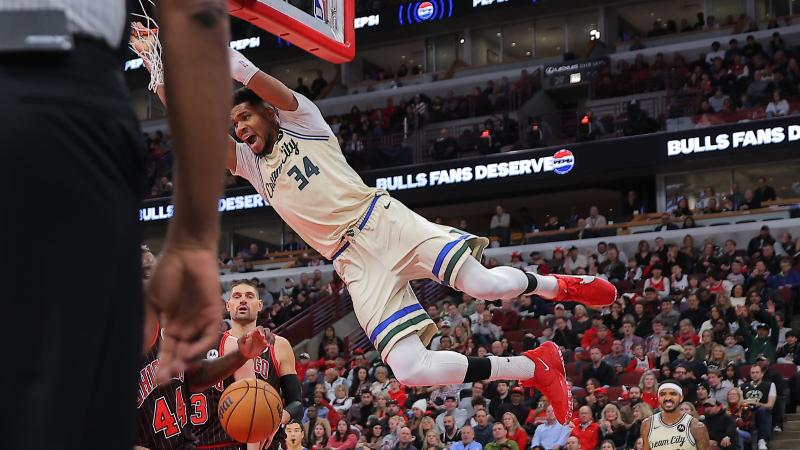 基德：球队非常需要莱夫利，希望他能早日明确治疗方案（基德：球队亟需莱夫利，盼其尽快明确治疗方案）