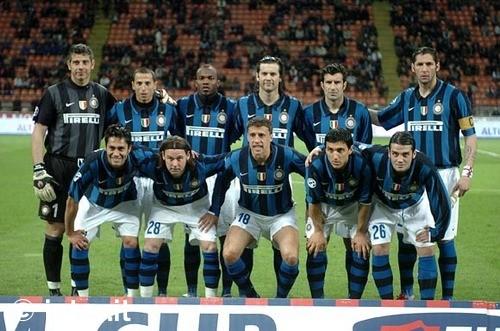 记者：阿什拉夫决定不进行手术治疗，他想参加非洲杯揭幕战（记者：阿什拉夫决定暂不手术，盼出战非洲杯揭幕战）