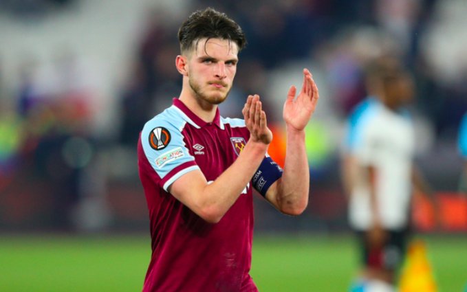 某球员可能回国发展，传闻不断（某球员或将回国发展，传闻持续发酵）